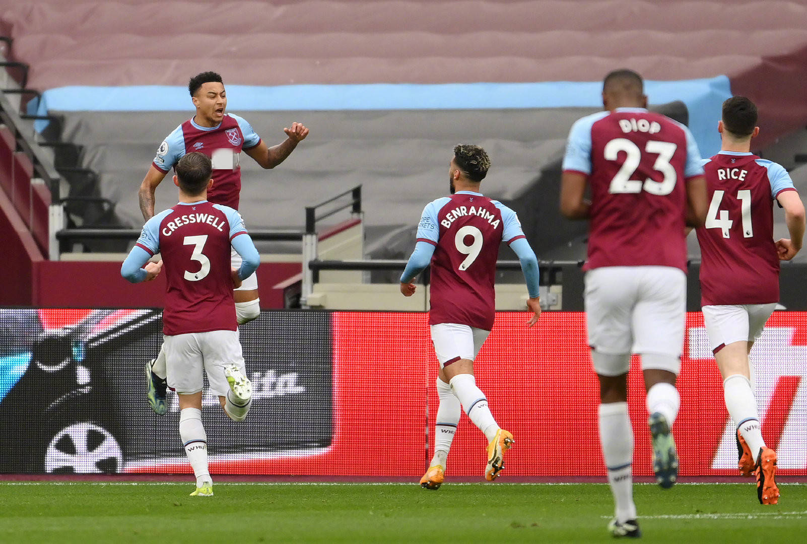 闯入新加坡 闯入新加坡